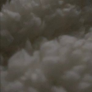 Meet your Posher, Levi